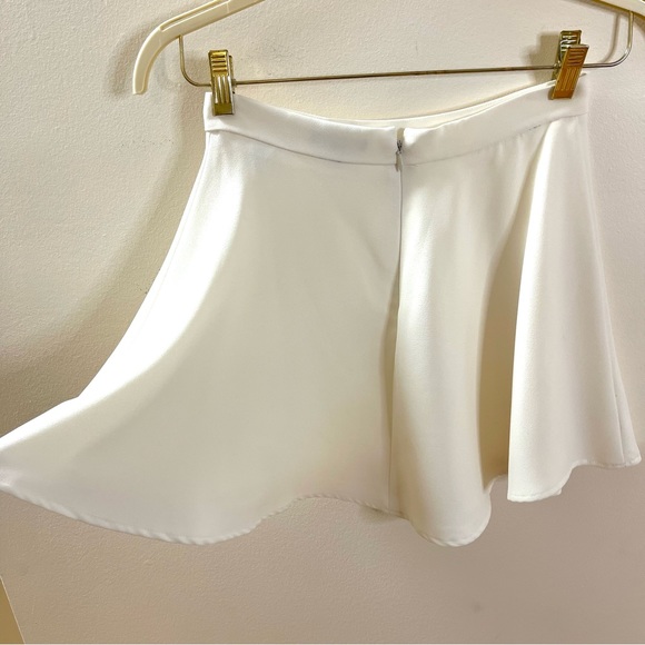 NWOT Express Ivory A Line mini skirt size 0 - Picture 5 of 5